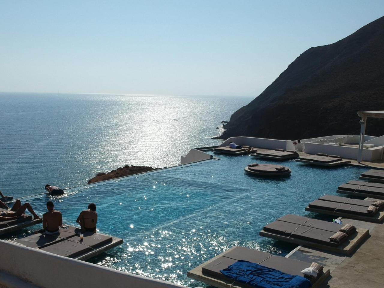 Golden Beach Resort 阿纳菲 外观 照片