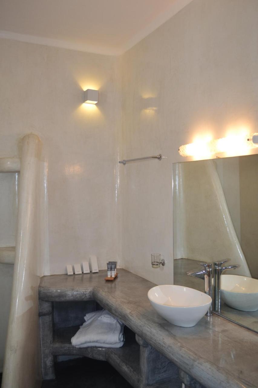 Golden Beach Resort 阿纳菲 外观 照片